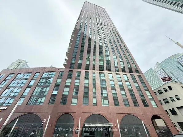 99 John St, Toronto, ON