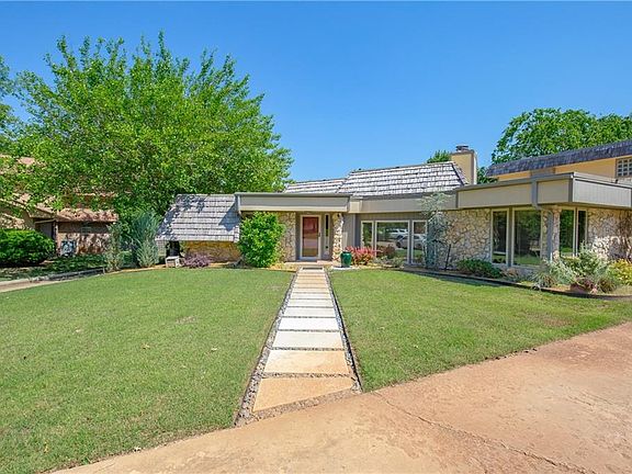 2nd image of 1705 Asbury Ct