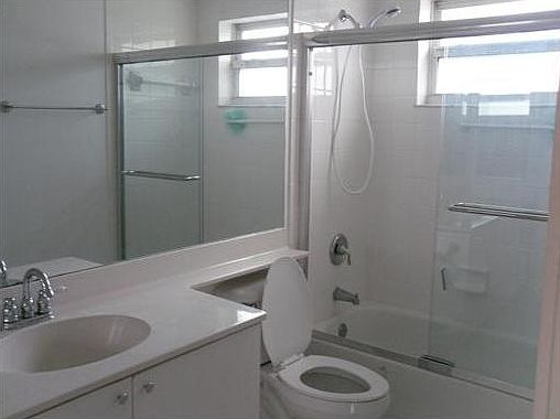 2nd image of 10730 NW 66th St APT 114