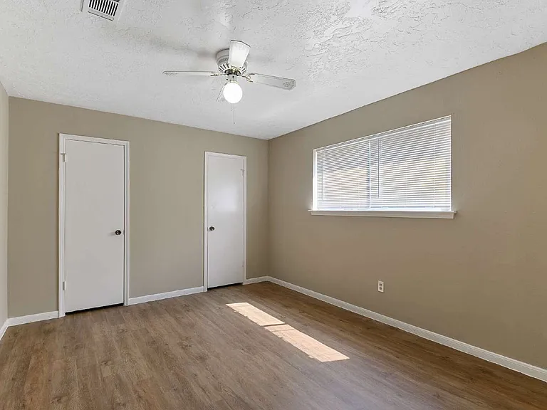 10427 Huntington Place Dr — Photo 5