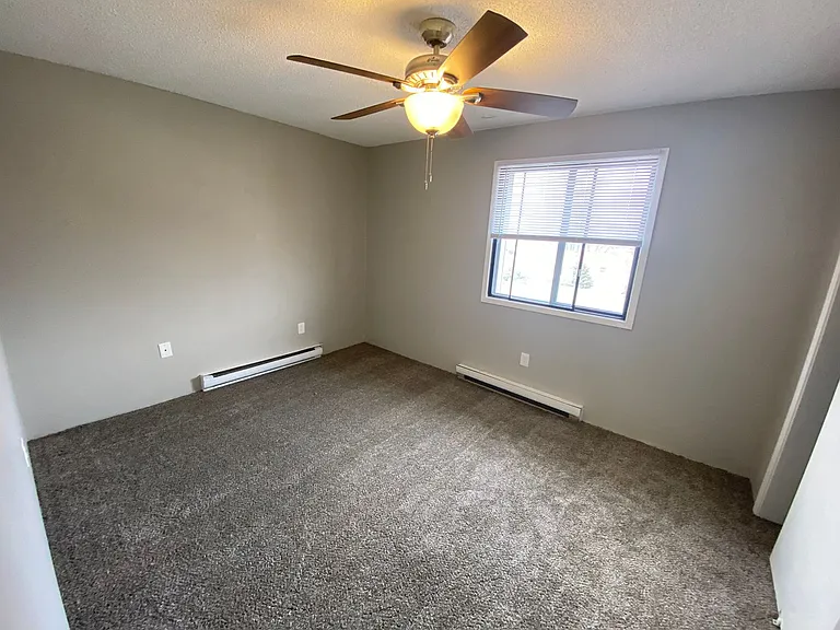 Parkview Apartments — Photo 30
