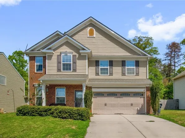 1420 Joyceland Rd, Kernersville, NC 27284