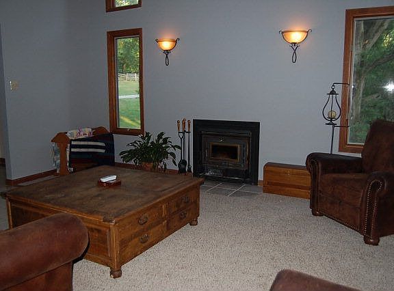 2nd image of 9025 Bolling Heights Ln