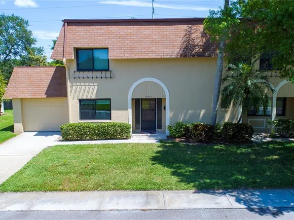 8377 17th St N #18A, St Petersburg, FL 33702