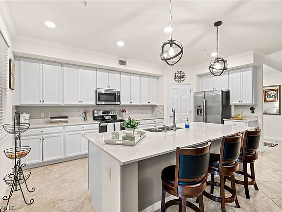 3rd image of 11872 Arboretum Run Dr Unit 102