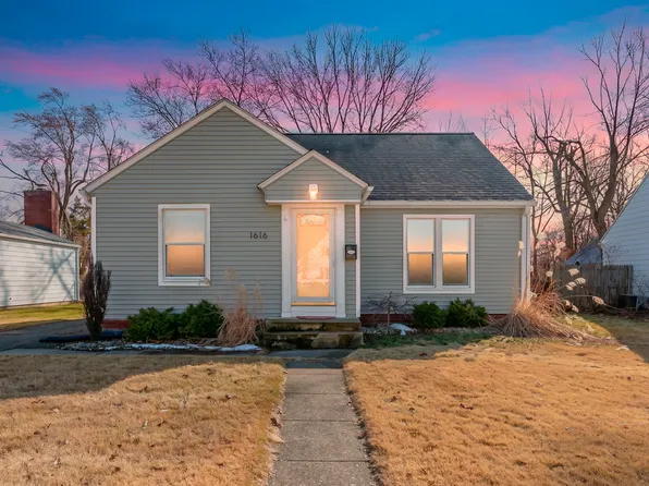 1616 Miles Ave, Kalamazoo, MI 49001