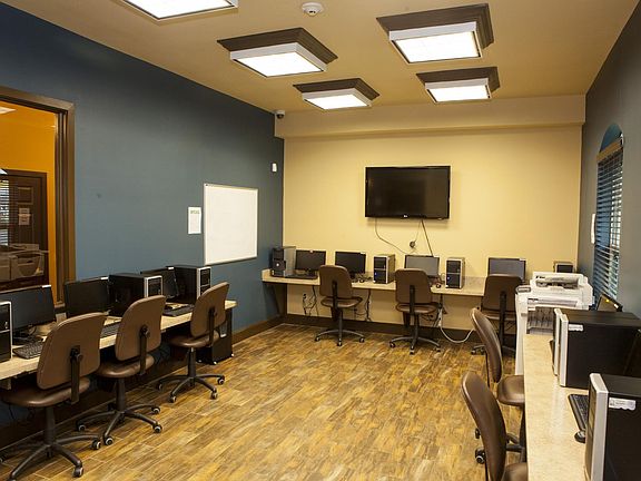 2nd image of 2330 Austin Hwy #3297fecbd
