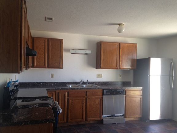 5th image of 10008 15th Avenue Ct E #10010