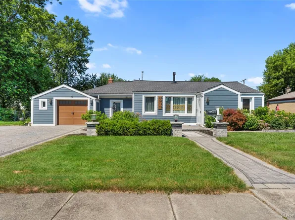 6917 Belton St, Garden City, MI 48135