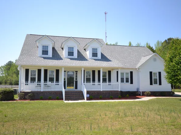 2560 John McMillan Rd, Hope Mills, NC 28348
