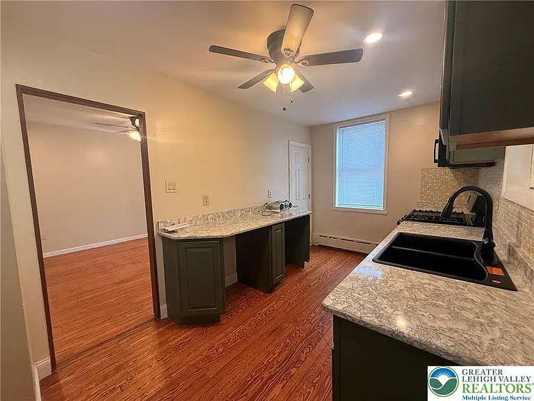 628 Hanover Ave #2 — Photo 5