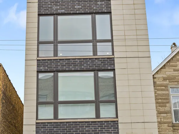 2239 W Belmont Ave #3, Chicago, IL 60618