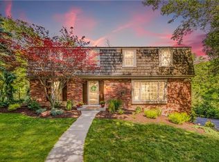 328 Oaklawn Dr, Pittsburgh, PA
