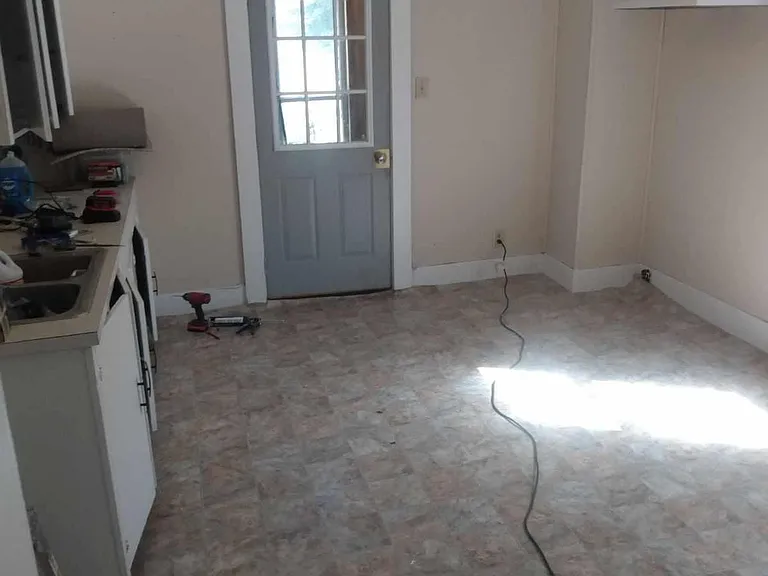 222 1/2 Jefferson St #1/2 — Photo 7