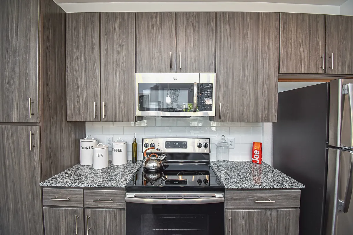 Building Photo - Aspire at Live Oak