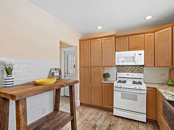 5th image of 54 Clements Rd