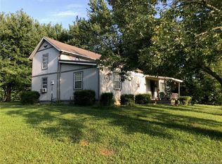 12200 Hilltop Rd NE, Palmyra, IN 47164