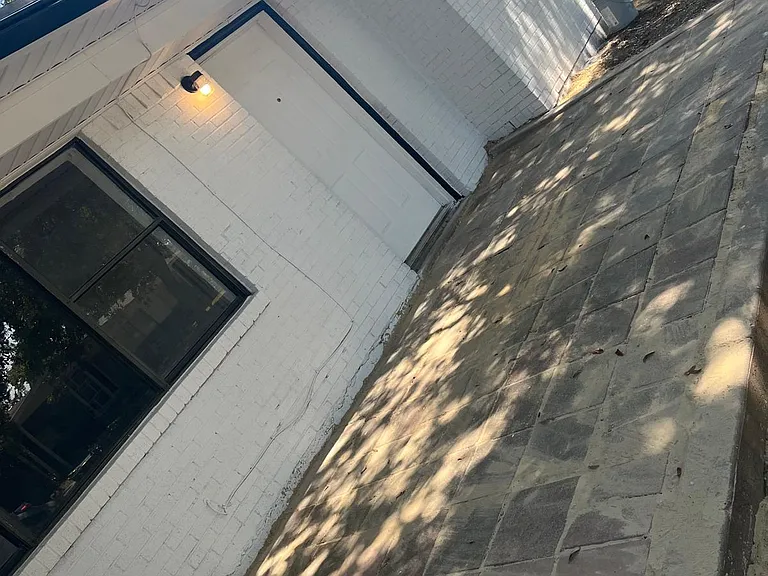 1005 Highland Dr — Photo 5