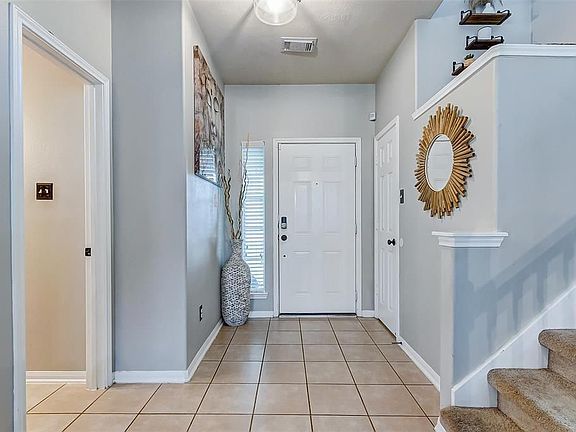 4th image of 2631 Everhart Terrace Dr