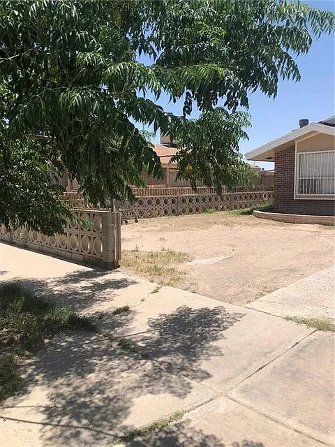 8420 Waterfall Drive - 1 — Photo 2