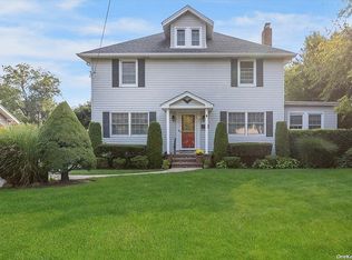 2503 Park Ave, Baldwin, NY 11510