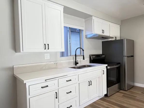 Brownstone Apartments, 9559 Flower St #3, Bellflower, CA 90706