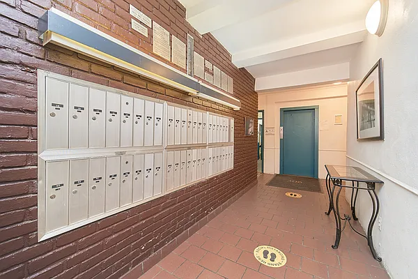 Rented by Living New York | media 22