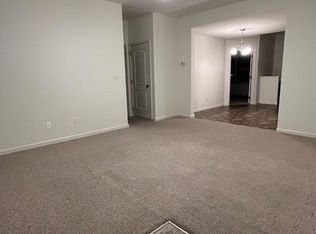 575 Hometowne Ter, Lititz, PA 17543