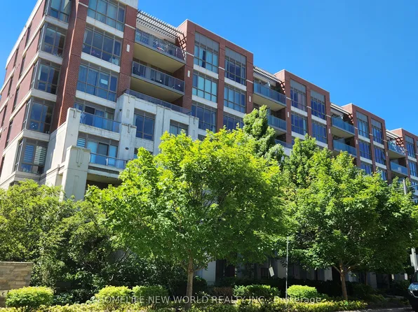 39 Upper Duke Cres #507, Markham, ON L6G 0B8