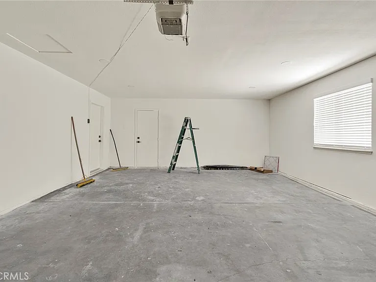 15262 El Centro St — Photo 27
