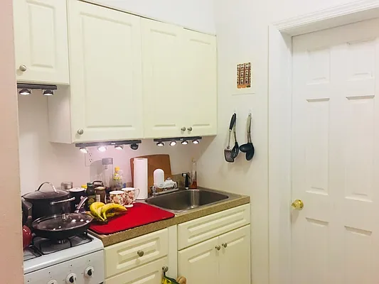 Rented by Douglas Elliman | media 3