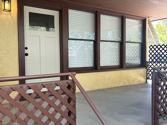 2nd image of 112 Valley St