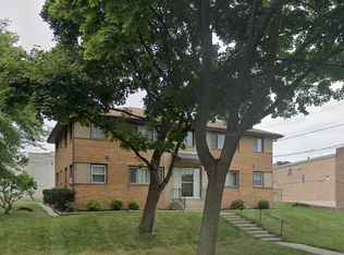 7120 W Moltke Ave, Milwaukee, WI 53210
