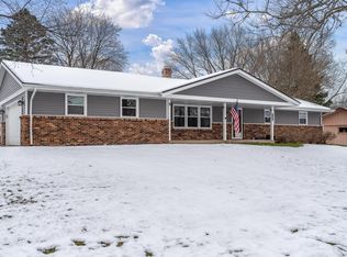1685 Williamsburg Rd, Rockford, IL 61107