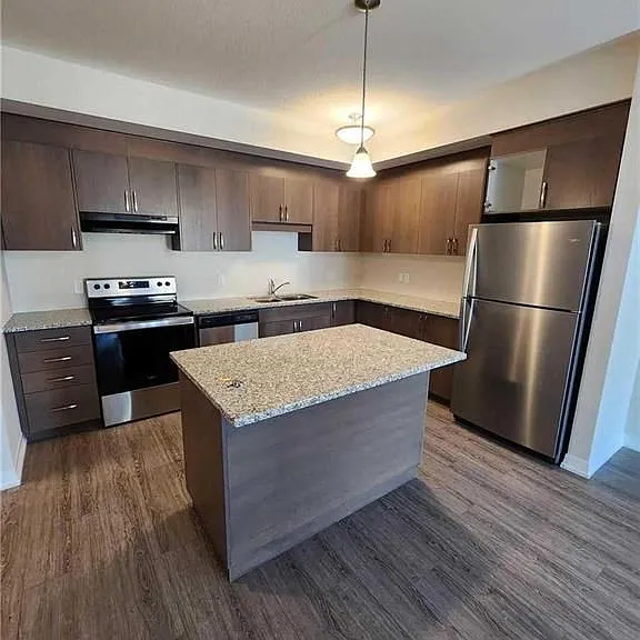 261 Woodbine Ave #C053 — Photo 8