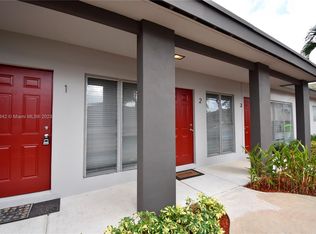 1028 SW 15th Ter, Fort Lauderdale, FL 33312