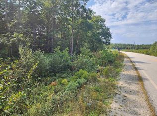 Medway Harbour Rd, Queens, NS B0J 2H0