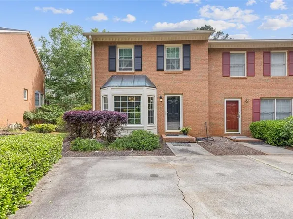 1995 Raleigh Tavern Dr, Roswell, GA 30076