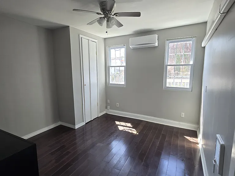 5822 Baynton St — Photo 5