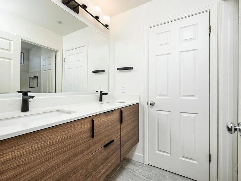 356 Meridian Dr — Photo 15