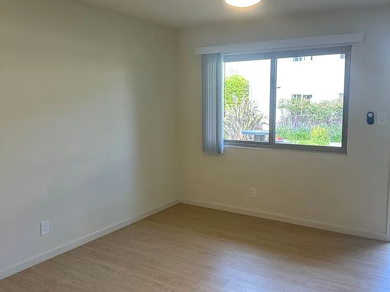 Plum Street Garden Apartments 501 Plum St Capitola, CA 95010 — Photo 32