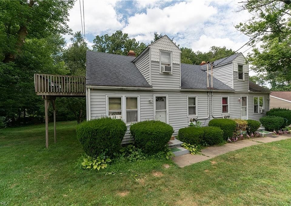 1st image of 741 Longacre Dr APT 3