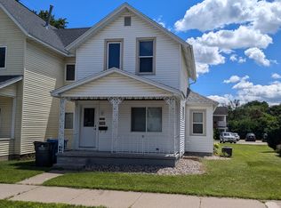 454 Center St, Winona, MN 55987