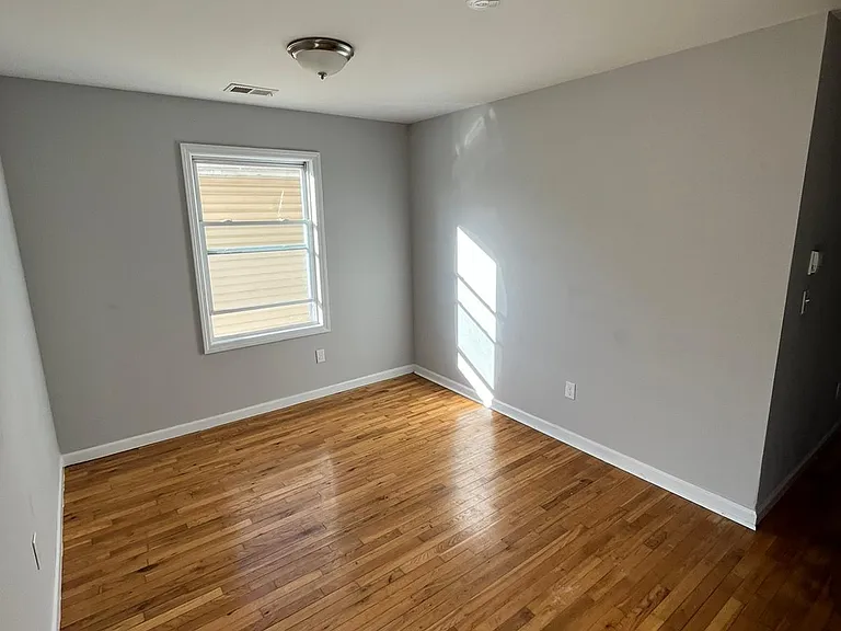 45 Roseville Ave #1 — Photo 6