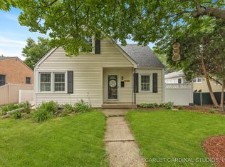 610 S Michigan Ave, Villa Park, IL 60181