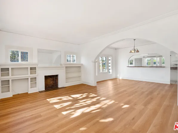 2277 W 31st St, Los Angeles, CA 90018