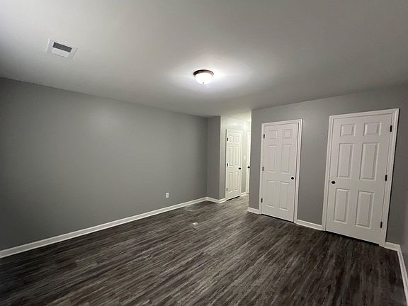 4th image of 605 Howard Dr
