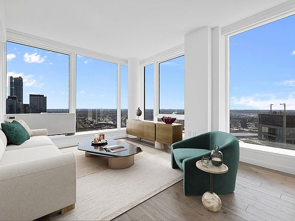 4th image of 22-44 Jackson Ave #818