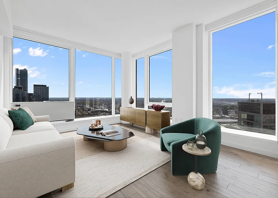 22-44 Jackson Ave #4807