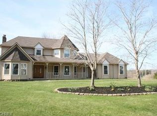 7141 Huntington Rd, Hudson, OH 44236